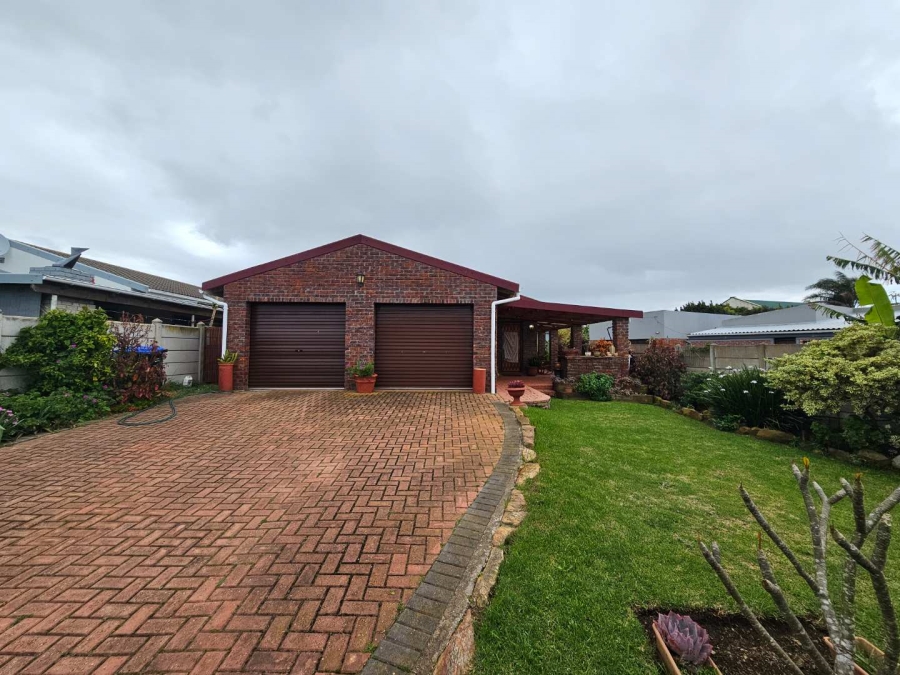 3 Bedroom Property for Sale in Jeffreys Bay Central Eastern Cape